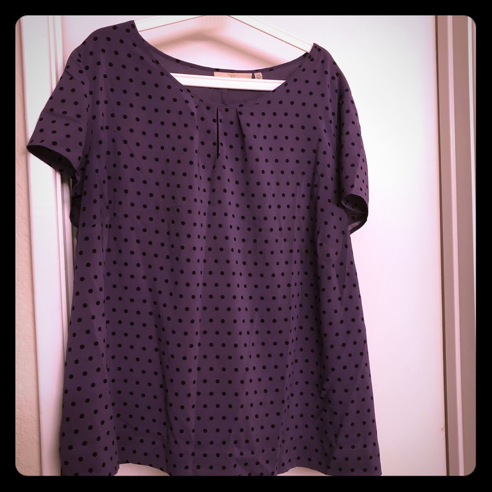 Plum polka dot top